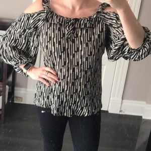 Parker Off the shoulder Blouse